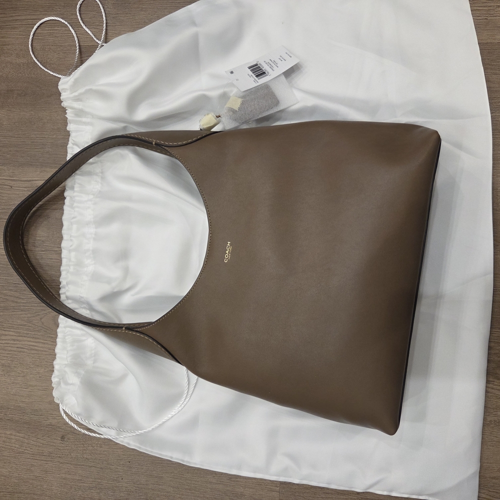 COACH Brooklyn 28 Small Leather Shoulder Bag